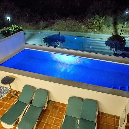 Apartament Luxury With Private Swimming Pool *