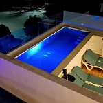 Luxury With Private Swimming Pool * マルベーリャ