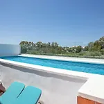 Luxury With Private Swimming Pool *