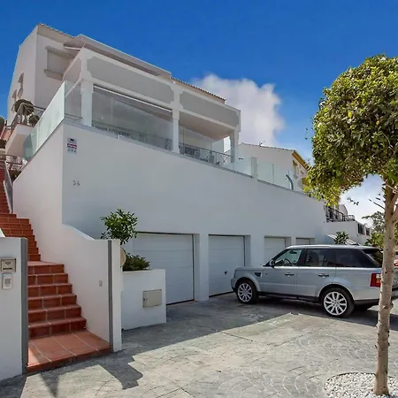 Luxury With Private Swimming Pool