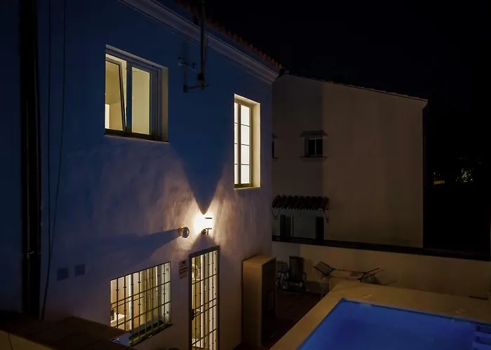 Luxury With Private Swimming Pool