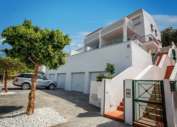 Luxury With Private Swimming Pool