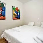 Apartment Luxury With Private Swimming Pool