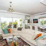Apartment Luxury With Private Swimming Pool *