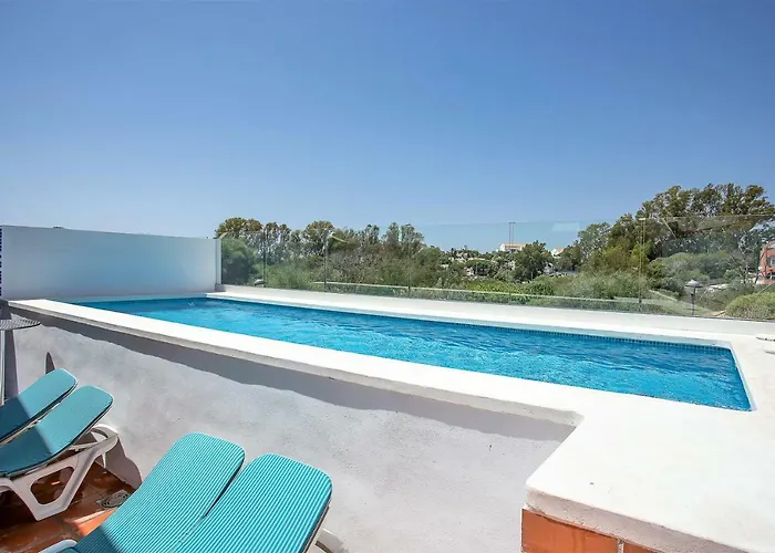 Luxury With Private Swimming Pool *